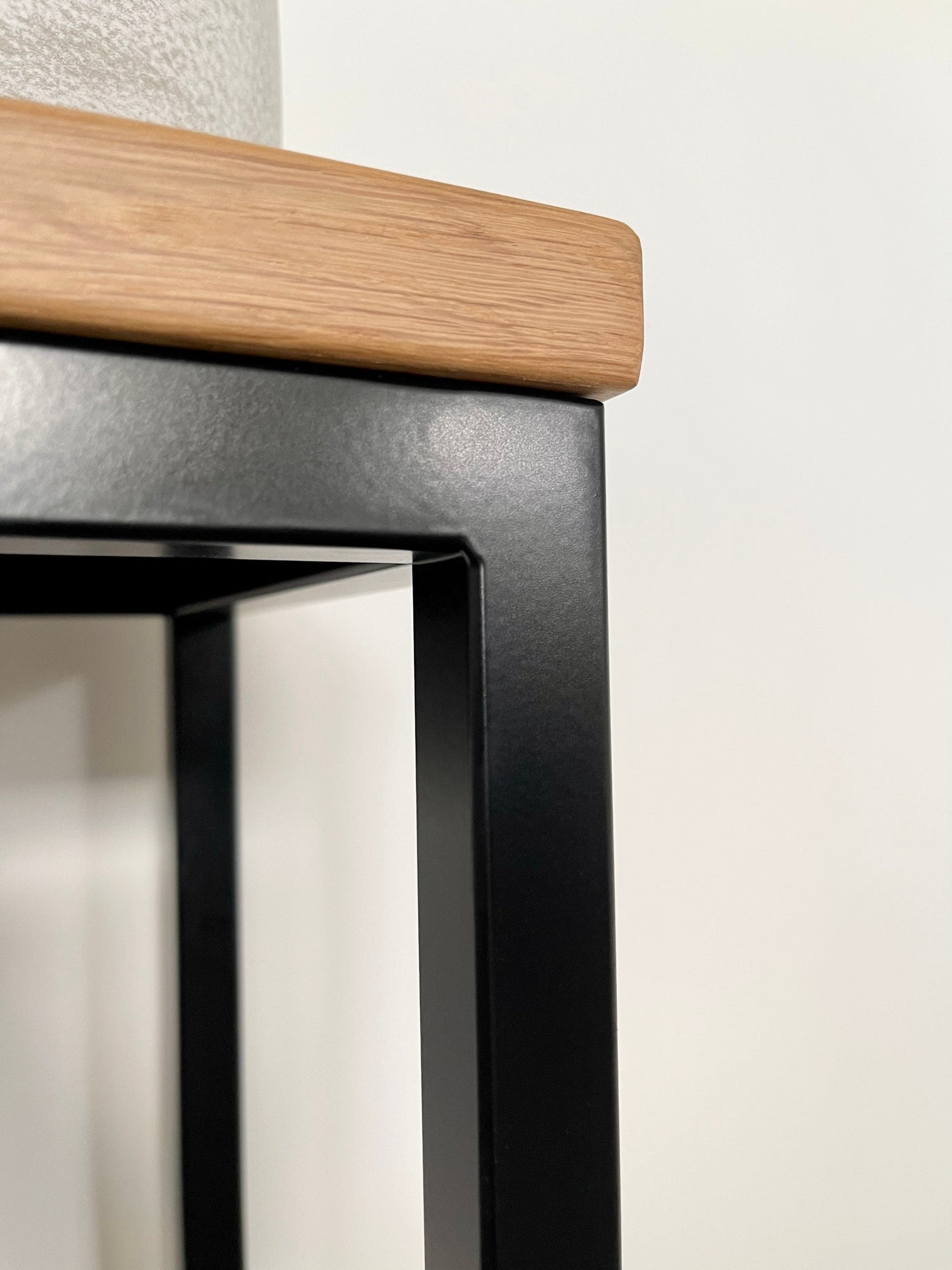 Oak topped console radiator shelf cover table